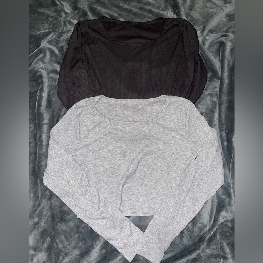 Gray long sleeve crop’s bundle